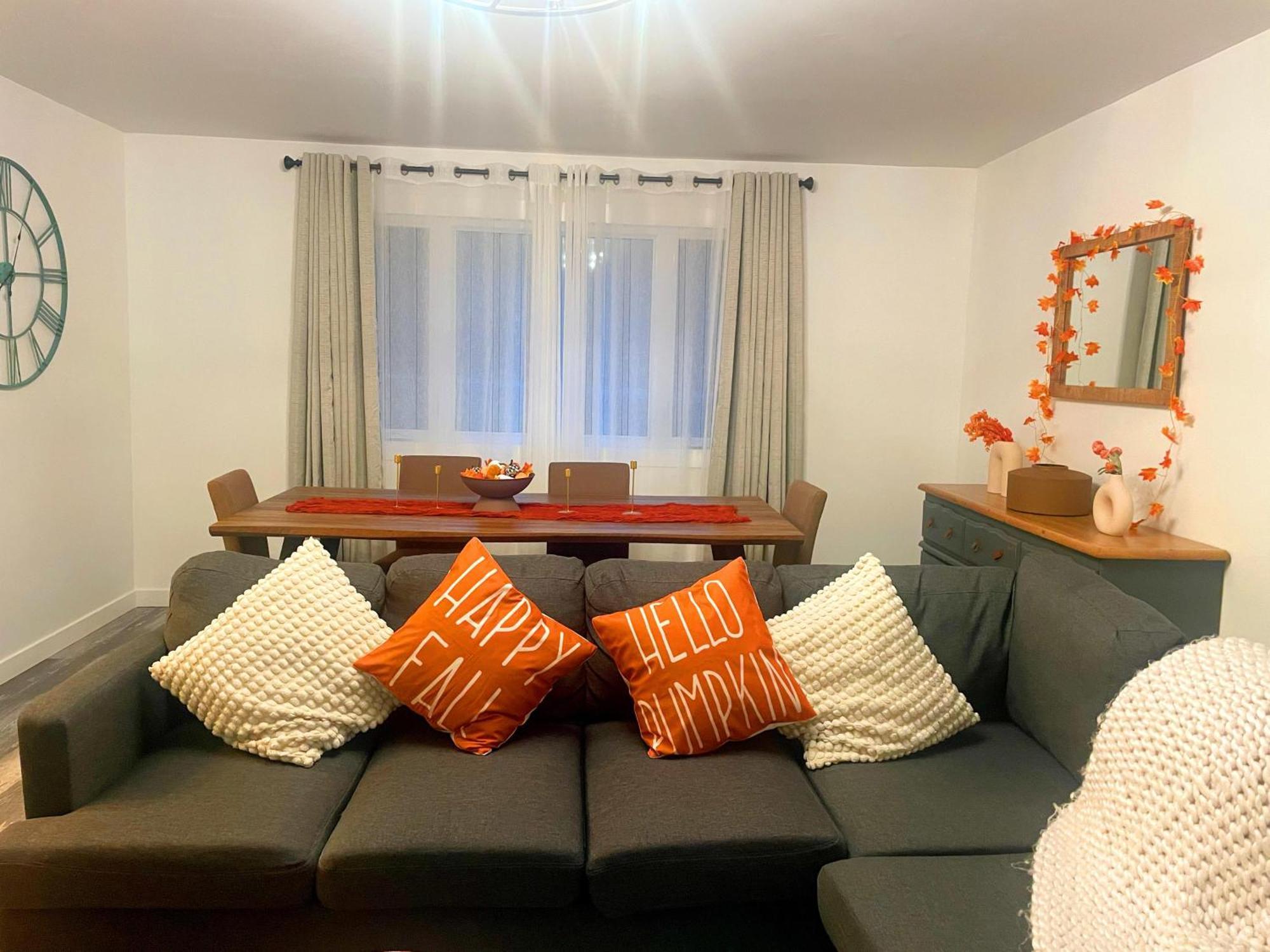 Private Cottage With Huge Private Dog Park! Barrys Bay 외부 사진